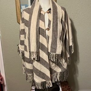 Poncho Pullover